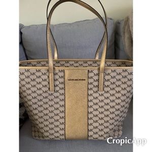 Authentic MICHAEL KORS bag